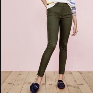 LOFT Marisa Skinny Olive Green Ankle Pants - 8